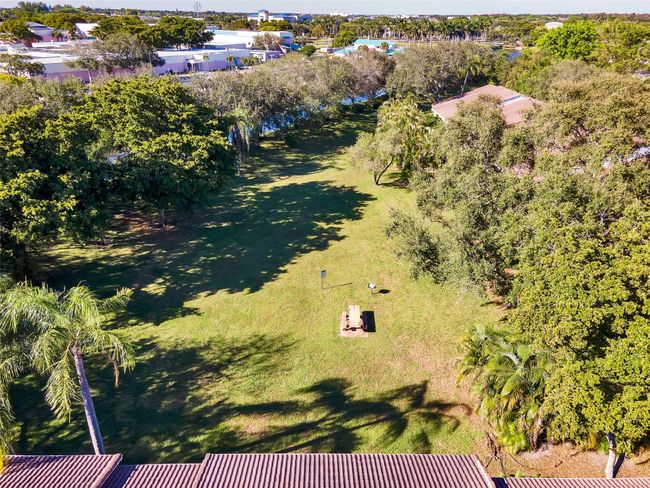 APT-21204 - 821 Lyons Rd, Condo with 2 bedrooms, 2 bathrooms and null parking in Coconut Creek FL | Image 40