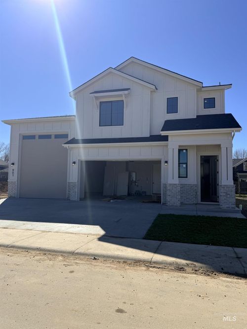 901 W Malbar St, Meridian, ID, 83646-7846 | Card Image