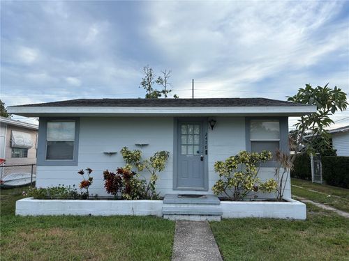2478 16th Ave N, ST PETERSBURG, FL, 33713-5628 | Card Image