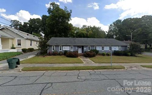 418 S South St, Gastonia, NC, 28052-4347 | Card Image
