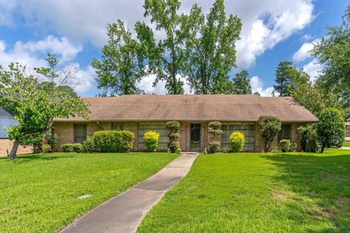 1303 Le Duke Blvd, Longview, TX, 75601-4124 | Card Image
