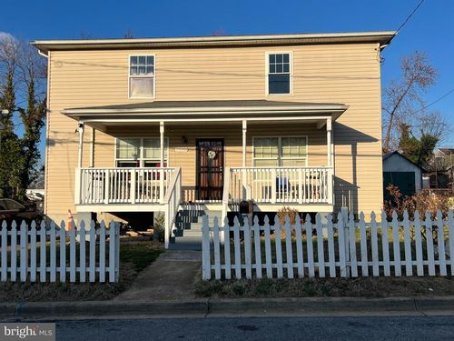 1505 Warren Ave, LANDOVER, MD, 20785-3921 | Card Image