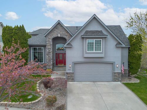 2064 Newhaven Loop, Richland, WA, 99352-8595 | Card Image