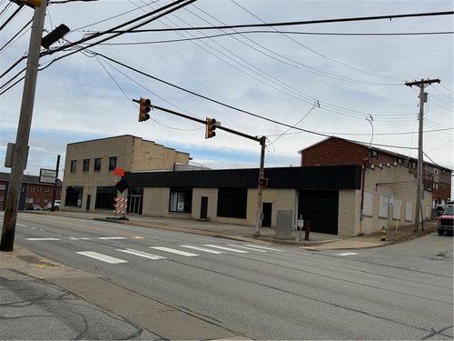 537 Lincoln Hwy, East Mc Keesport, PA, 15035-1428 | Card Image