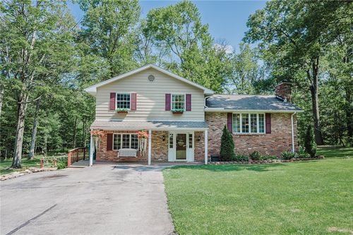 916 Stratford Rd, Ligonier, PA, 15658-9005 | Card Image