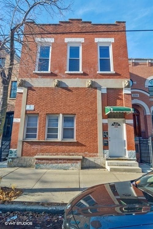 2248 N Southport Ave, Chicago, IL, 60614-3115 | Card Image