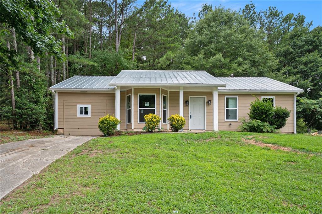 Brown Dr, Fairburn, GA 30213