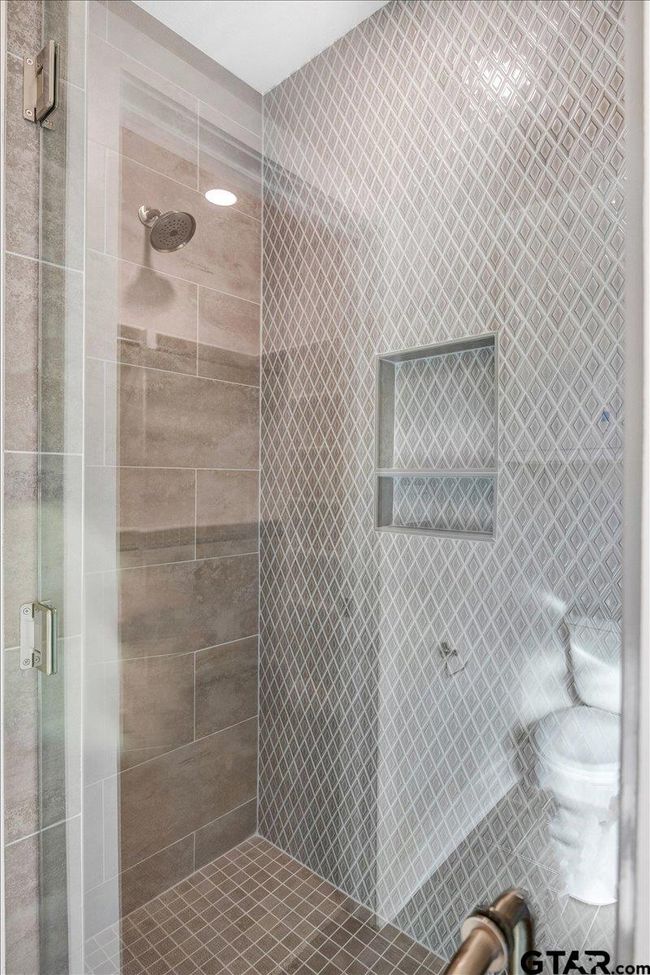9256 Villas Ct, House other with 4 bedrooms, 2 bathrooms and null parking in Tyler TX | Image 40