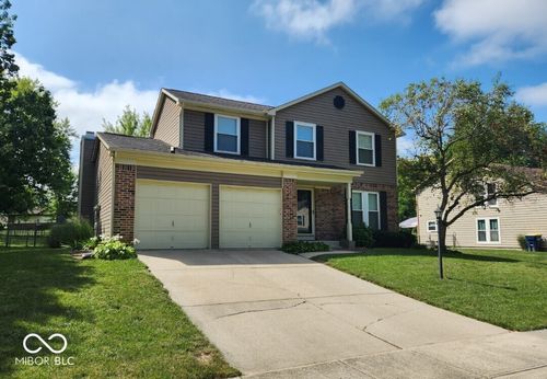 7687 Madden Ln, Fishers, IN, 46038-1303 | Card Image