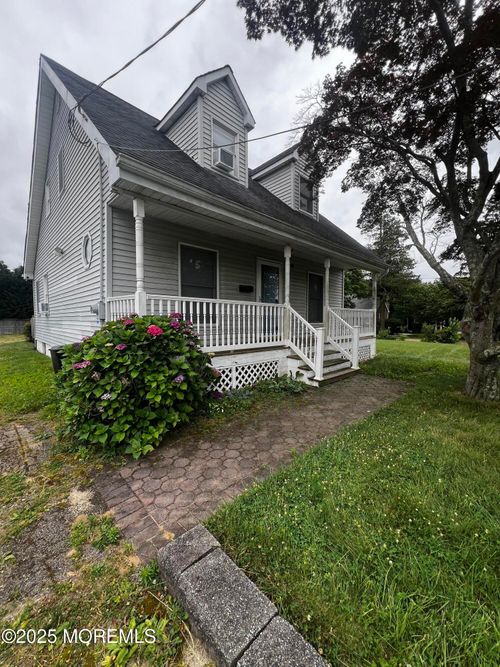 56 Wall St, West Long Branch, NJ, 07764-1875 | Card Image