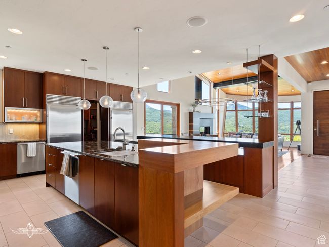 6639 Chaparral Rd, House other with 5 bedrooms, 8 bathrooms and 8 parking in Huntsville UT | Image 11