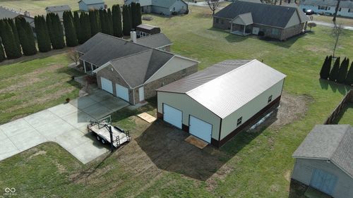 167 W Kings Hwy, Rushville, IN, 46173-7329 | Card Image