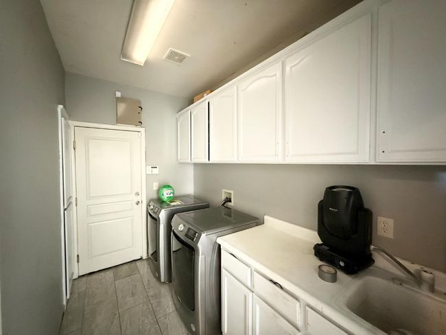 737 Blausanne Ln, House other with 6 bedrooms, 4 bathrooms and null parking in Manteca CA | Image 22