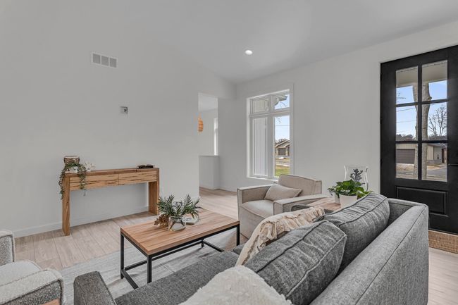 235 Steves Scenic Dr, House other with 3 bedrooms, 3 bathrooms and null parking in Horton MI | Image 34