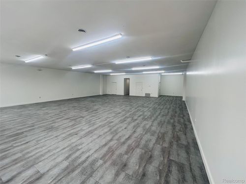 15330 Fort St, Southgate, MI, 48195 | Card Image