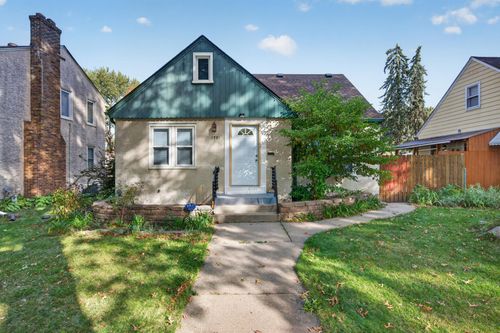 1701 4th St E, Saint Paul, MN, 55106-5407 | Card Image