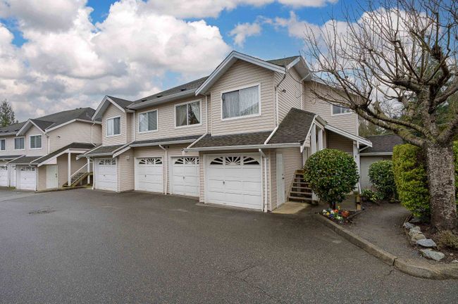 28 - 11588 232 Street, Townhouse with 2 bedrooms, 2 bathrooms and 1 parking in Maple Ridge BC | Image 1
