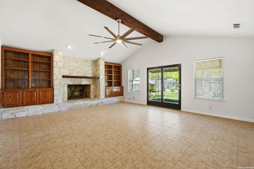 5167 Village Ct, San Antonio, TX, 78218-3808 | Card Image