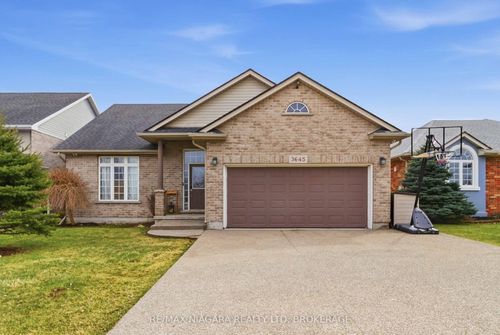 3645 Carver St, Stevensville, ON, L0S1S0 | Card Image