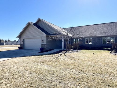 231 Windmill Ln, WALWORTH, WI, 53184-2301 | Card Image