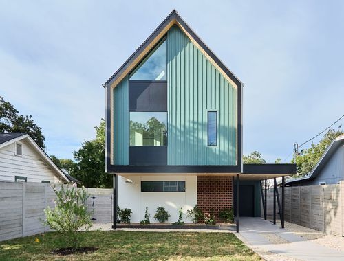 2002 Hamilton Ave, Austin, TX, 78702-2822 | Card Image