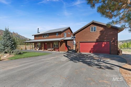 34 Crosstimber Loop, Garden Valley, ID, 83622-1075 | Card Image