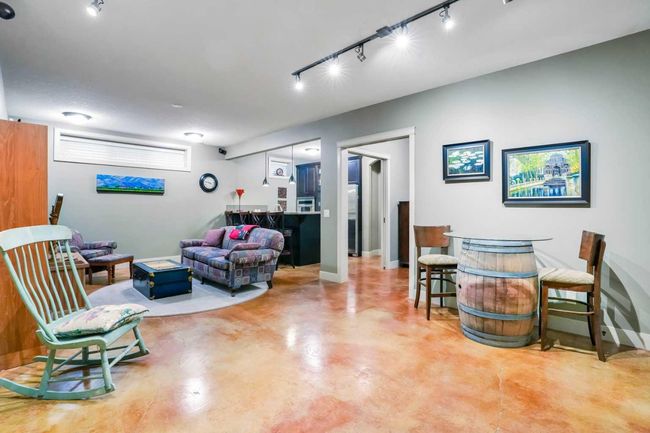 511 Evergreen Circle Sw, House other with 3 bedrooms, 3 bathrooms and 4 parking in Calgary AB | Image 26