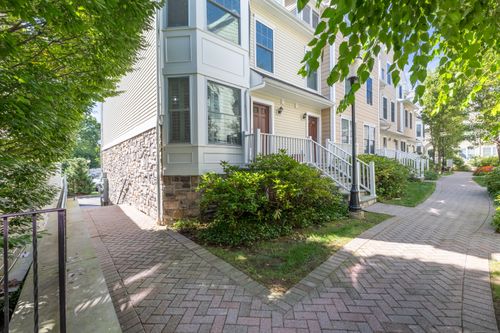 apt-5g-85 Camp Ave, Stamford, CT, 06907-1835 | Card Image