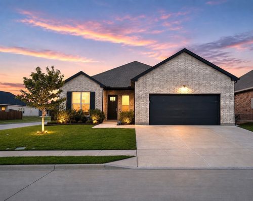 305 Chase Creek Dr, Lavon, TX, 75166-4723 | Card Image
