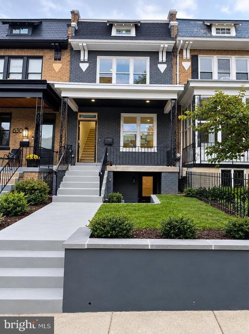 632 Farragut St Nw, WASHINGTON, DC, 20011-4010 | Card Image