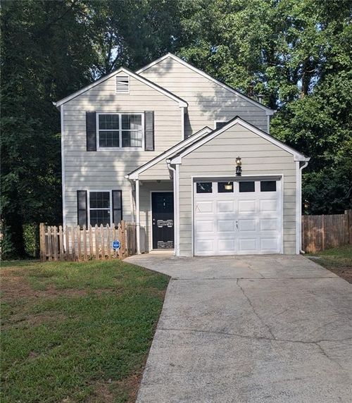 945 Hemingway Rd, Stone Mountain, GA, 30088-1910 | Card Image