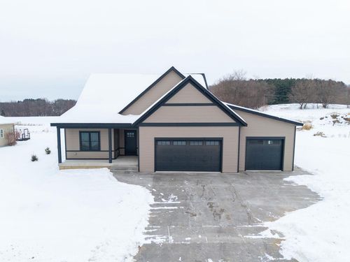 925 Hay Creek Trail, REEDSBURG, WI, 53959 | Card Image