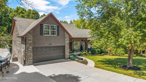 4449 Wonderland Dr, Louisville, TN, 37777-3277 | Card Image