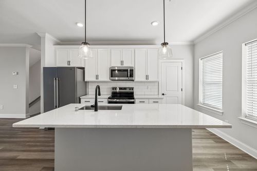 1963 Read Ave, Chattanooga, TN, 37408-1837 | Card Image