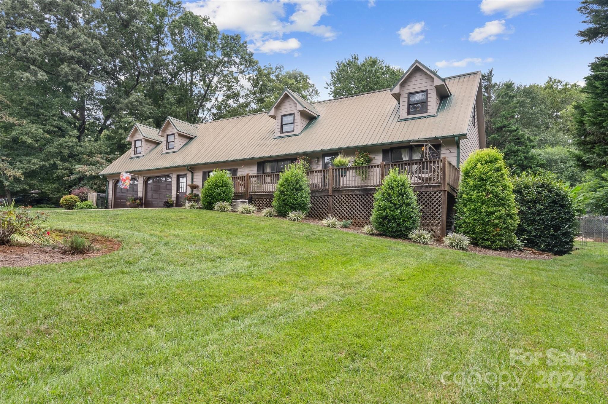 Freeman St, Rutherfordton, NC 28139