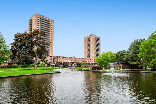 910-515 St Laurent Blvd, Ottawa, ON, K1K3X5 | Card Image