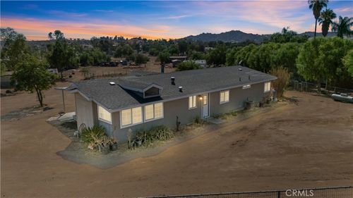 24124 Agate Ln, Homeland, CA, 92548 | Card Image