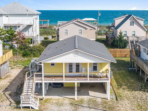 1820 N New River Dr, Surf City, NC, 28445-8602 | Card Image