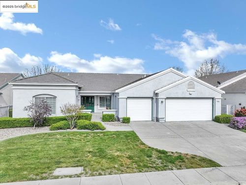 610 Central Park Pl, Brentwood, CA, 94513-6033 | Card Image