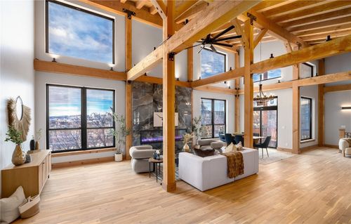 1-200 Sundance Ct, Steamboat Springs, CO, 80487-3058 | Card Image