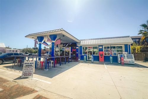 323 Flagler Avenue, New Smyrna Beach, FL, 32169 | Card Image