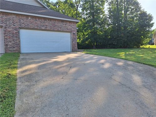 1970-1968 E Peppervine Dr, Fayetteville, AR, 72701-7968 | Card Image