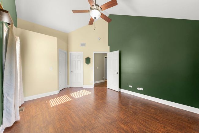 24608 George Washington Dr, Townhouse with 3 bedrooms, 2 bathrooms and 2 parking in Plainfield IL | Image 14