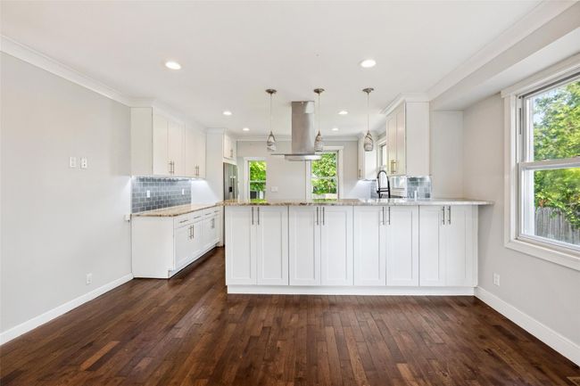 634 Adams Ave, House other with 3 bedrooms, 2 bathrooms and null parking in Lindenhurst NY | Image 8