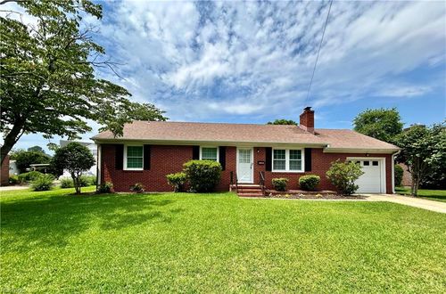 1813 Lake Ovide Ct, Hampton, VA, 23669 | Card Image