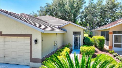 2297 Carnaby Ct, LEHIGH ACRES, FL, 33973-6035 | Card Image