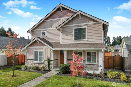 2213 Trail View St Ne, Olympia, WA, 98506-7037 | Card Image