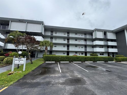 207b-2861 Nw 47th Ter, Lauderdale Lakes, FL, 33313-1760 | Card Image