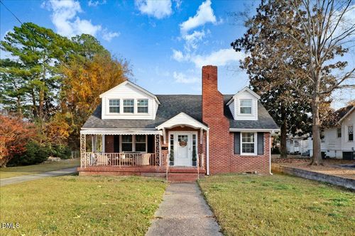313 S 4th St, Smithfield, NC, 27577-4555 | Card Image