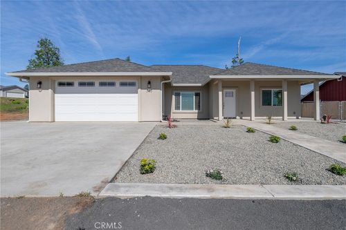 585 Valley View Dr, Paradise, CA, 95969-3082 | Card Image